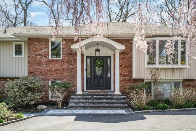 99 Village Hill Drive, Dix Hills, NY 11746