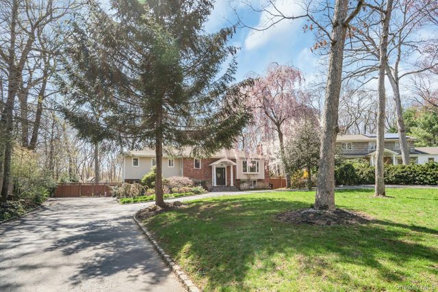 99 Village Hill Drive, Dix Hills, NY 11746