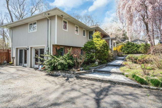 99 Village Hill Drive, Dix Hills, NY 11746