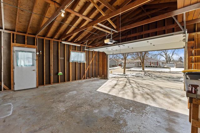 1226 Market PLACE, Waukesha, WI 53189