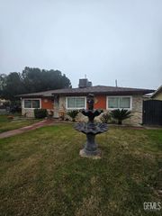 901 Belmont Street, Delano, CA 93215