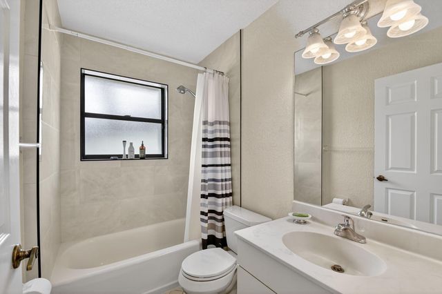 234 Ponce De Leon Street, Royal Palm Beach, FL 33411