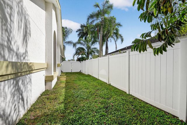 234 Ponce De Leon Street, Royal Palm Beach, FL 33411