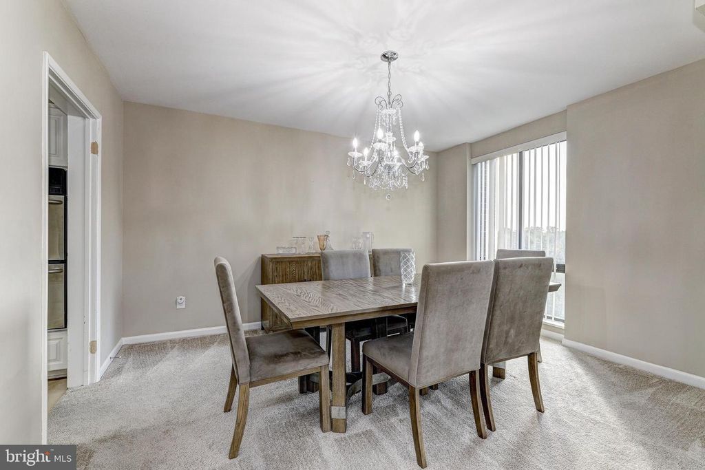 Image 11 of property listing at 7 SLADE AVE #607, Baltimore, MD 21208
