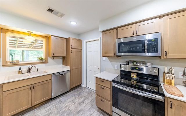 7338 FM 1624, Lexington, TX 78947