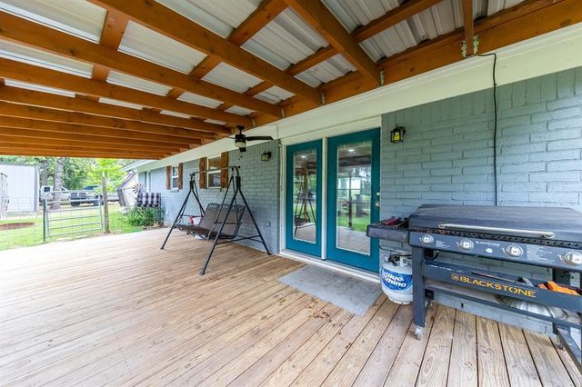 7338 FM 1624, Lexington, TX 78947