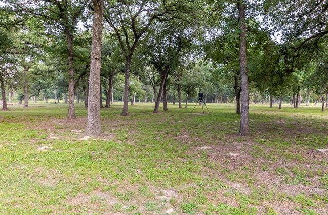 7338 FM 1624, Lexington, TX 78947