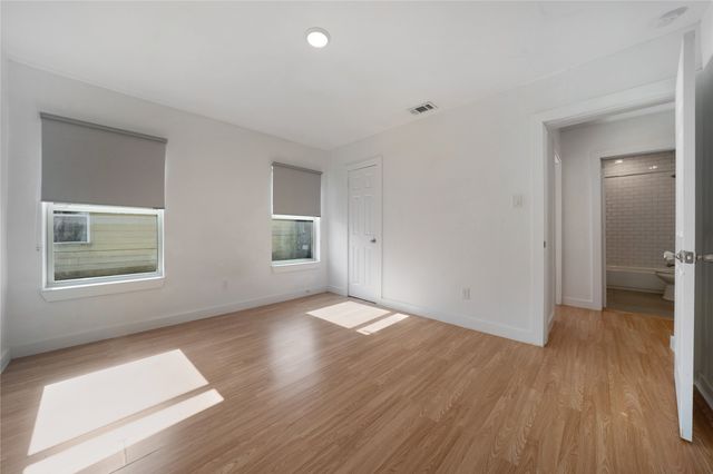 3214 King Street, Greenville, TX 75401