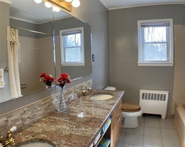 258 W Neck Road, Huntington, NY 11743