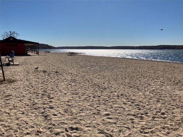 258 W Neck Road, Huntington, NY 11743