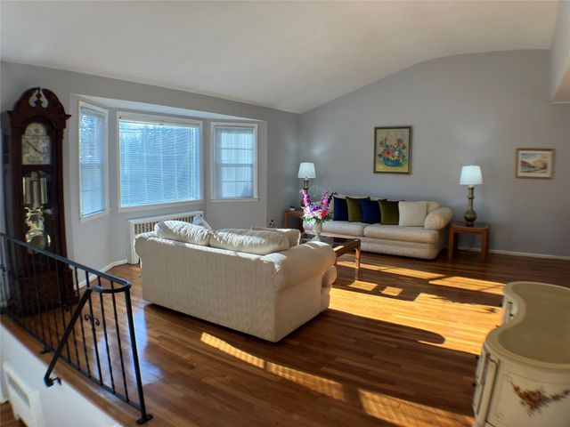 258 W Neck Road, Huntington, NY 11743