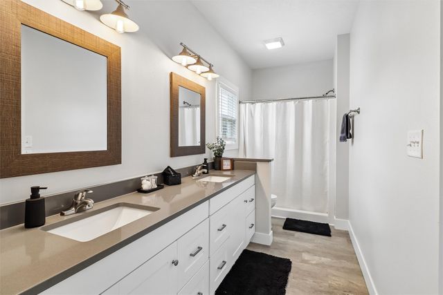 901 13th Street SE, Bondurant, IA 50035