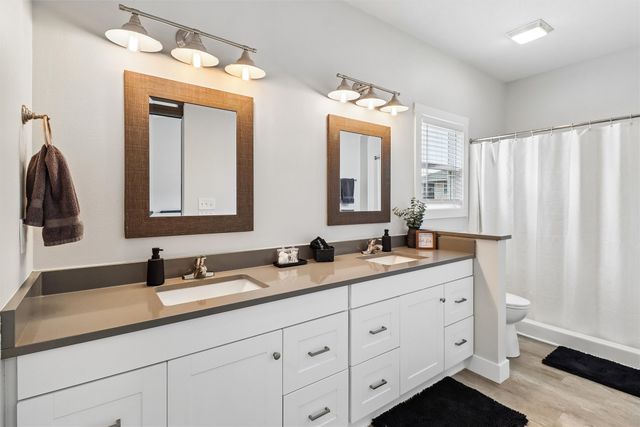 901 13th Street SE, Bondurant, IA 50035