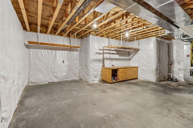 901 13th Street SE, Bondurant, IA 50035