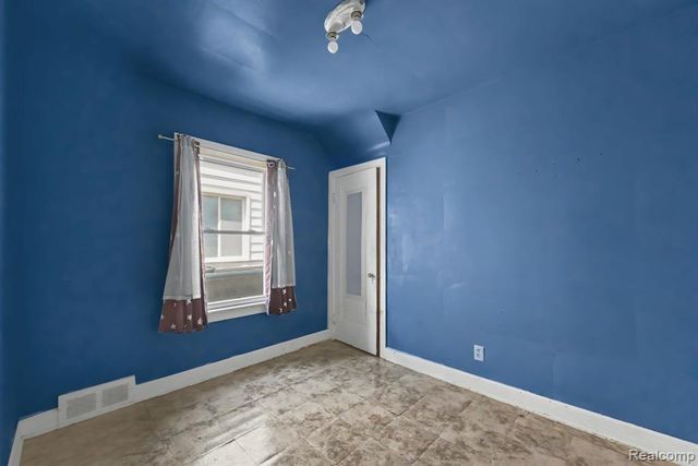 5045 Wayburn Street, Detroit, MI 48224