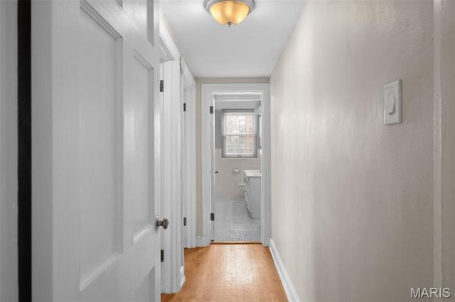 7545 Wellington Way 2B, St Louis, MO 63105