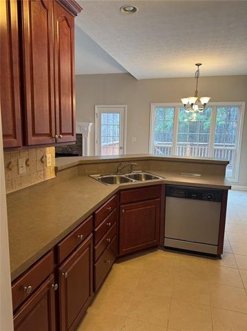 7025 Fletcher Drive, Winston, GA 30187