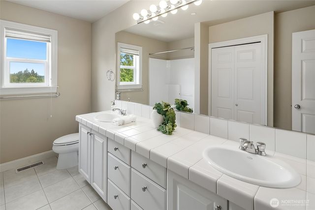 8701 113th Avenue SE, Newcastle, WA 98056