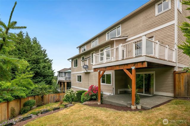 8701 113th Avenue SE, Newcastle, WA 98056