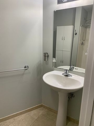 183 Washington Ave 208, Chelsea, MA 02150