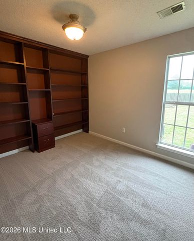 5108 Rocky Point Drive, Southaven, MS 38672