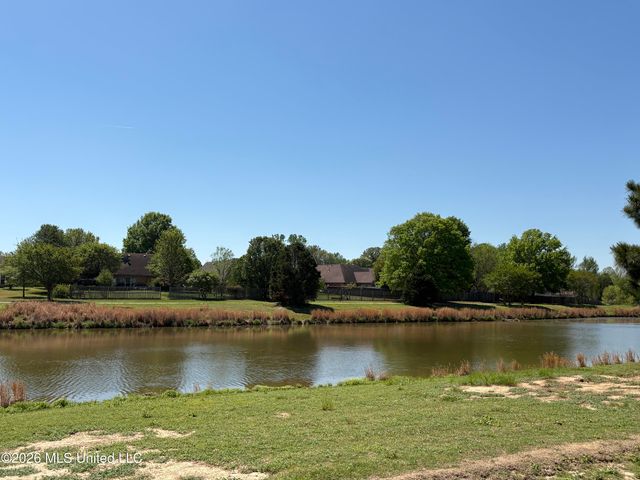 5108 Rocky Point Drive, Southaven, MS 38672