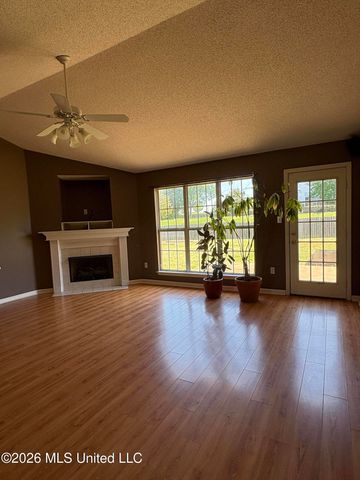 5108 Rocky Point Drive, Southaven, MS 38672