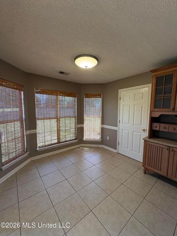 5108 Rocky Point Drive, Southaven, MS 38672