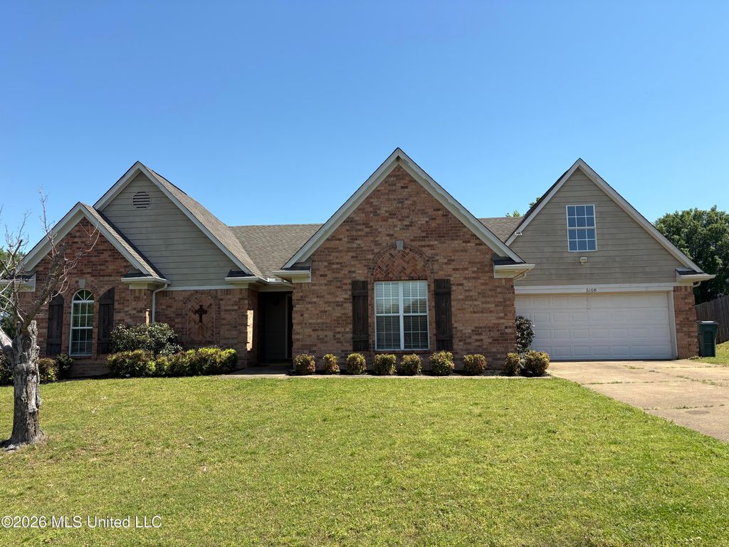 5108 Rocky Point Drive, Southaven, MS 38672