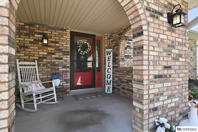 409 S 215Th Street, Elkhorn, NE 68022