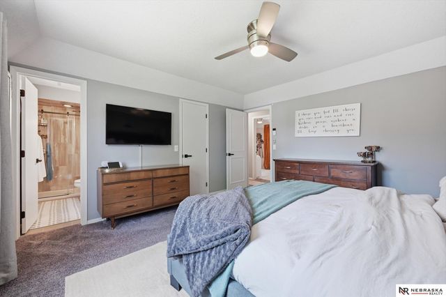 409 S 215Th Street, Elkhorn, NE 68022