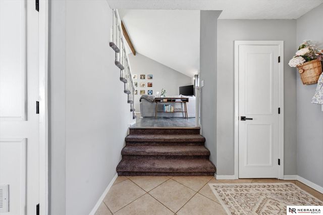 409 S 215Th Street, Elkhorn, NE 68022