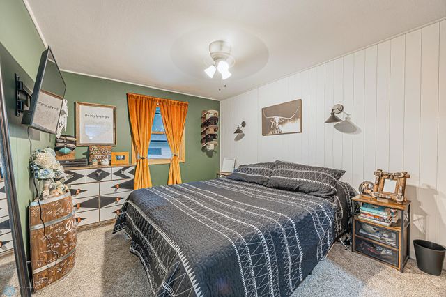 1630 12 Avenue S, Fargo, ND 58103