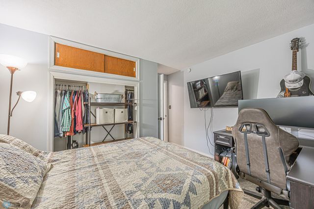 1630 12 Avenue S, Fargo, ND 58103