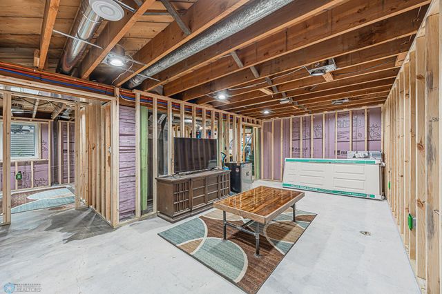 1630 12 Avenue S, Fargo, ND 58103