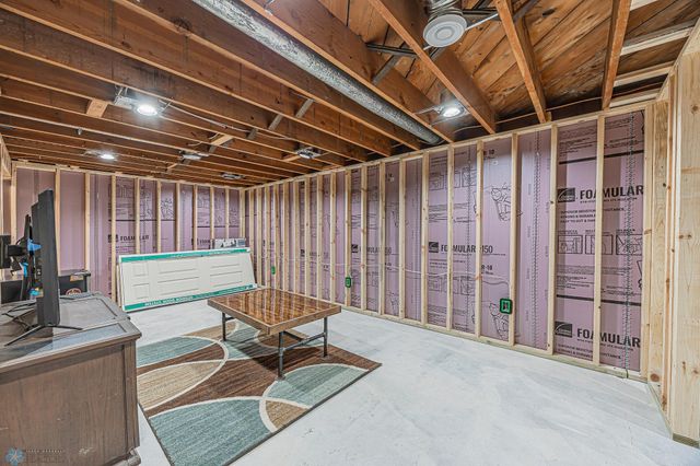 1630 12 Avenue S, Fargo, ND 58103