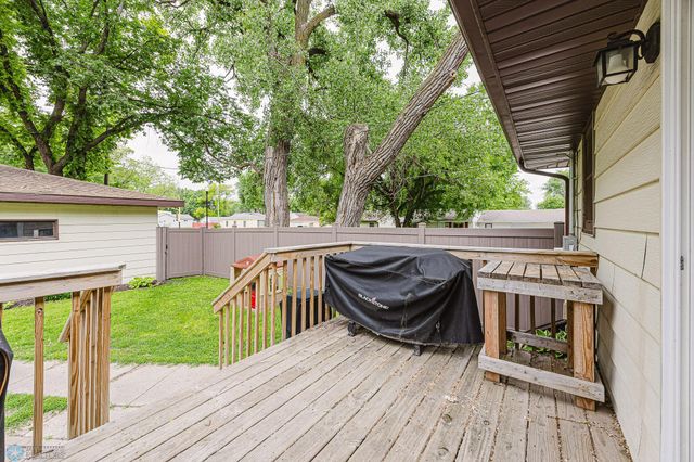 1630 12 Avenue S, Fargo, ND 58103