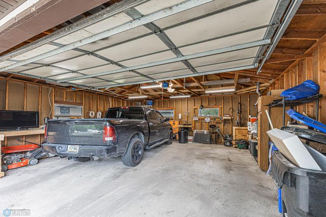 1630 12 Avenue S, Fargo, ND 58103