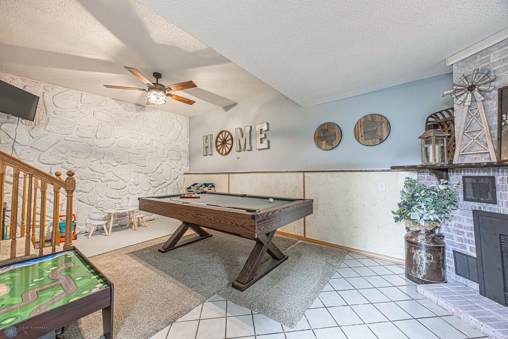 1630 12 Avenue S, Fargo, ND 58103