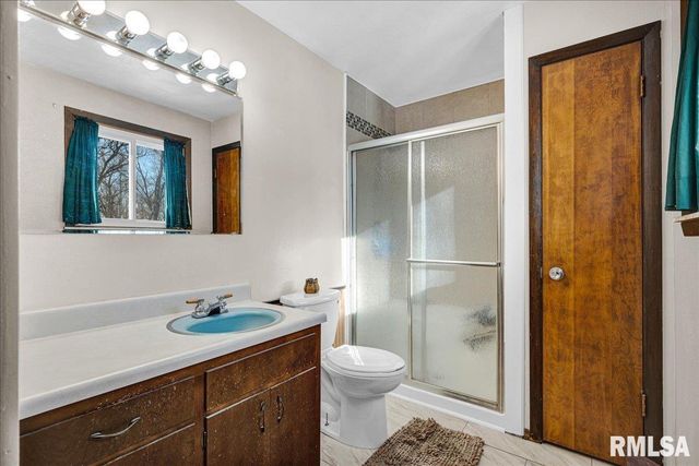 107 BROOKWOOD Court, Washington, IL 61571