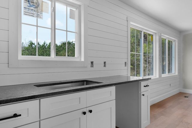 123 Cherokee Ridge Drive, Ocoee, TN 37361