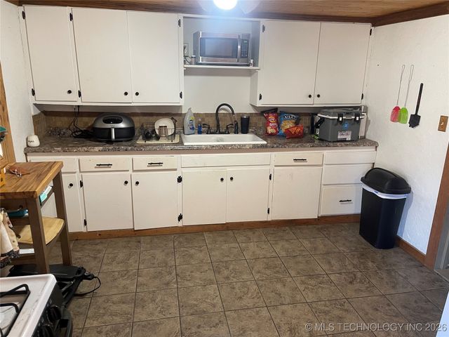 443600 E 300 Road, Vinita, OK 74301