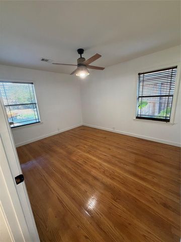 1206 Stonecrest Drive, Houston, TX 77018