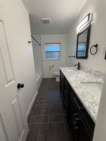 1206 Stonecrest Drive, Houston, TX 77018