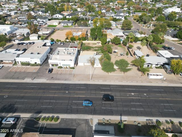 3834 E INDIAN SCHOOL Road, Phoenix, AZ 85018