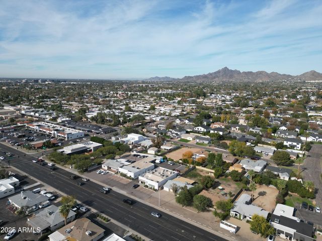 3834 E INDIAN SCHOOL Road, Phoenix, AZ 85018