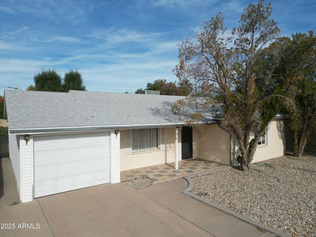 3834 E INDIAN SCHOOL Road, Phoenix, AZ 85018