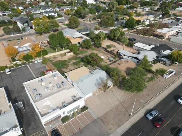 3834 E INDIAN SCHOOL Road, Phoenix, AZ 85018