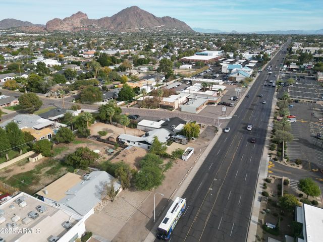 3834 E INDIAN SCHOOL Road, Phoenix, AZ 85018