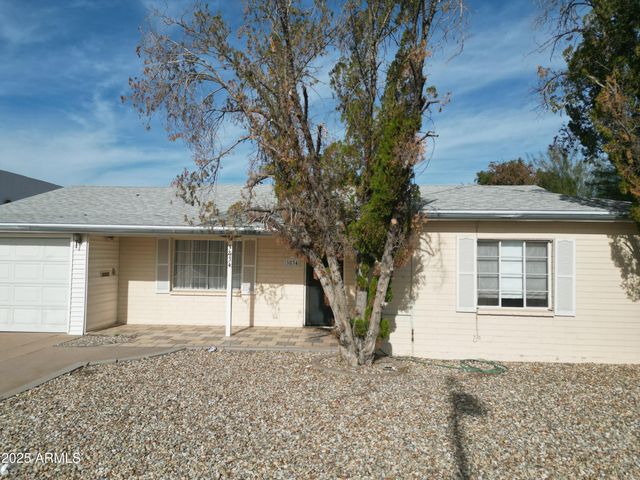 3834 E INDIAN SCHOOL Road, Phoenix, AZ 85018